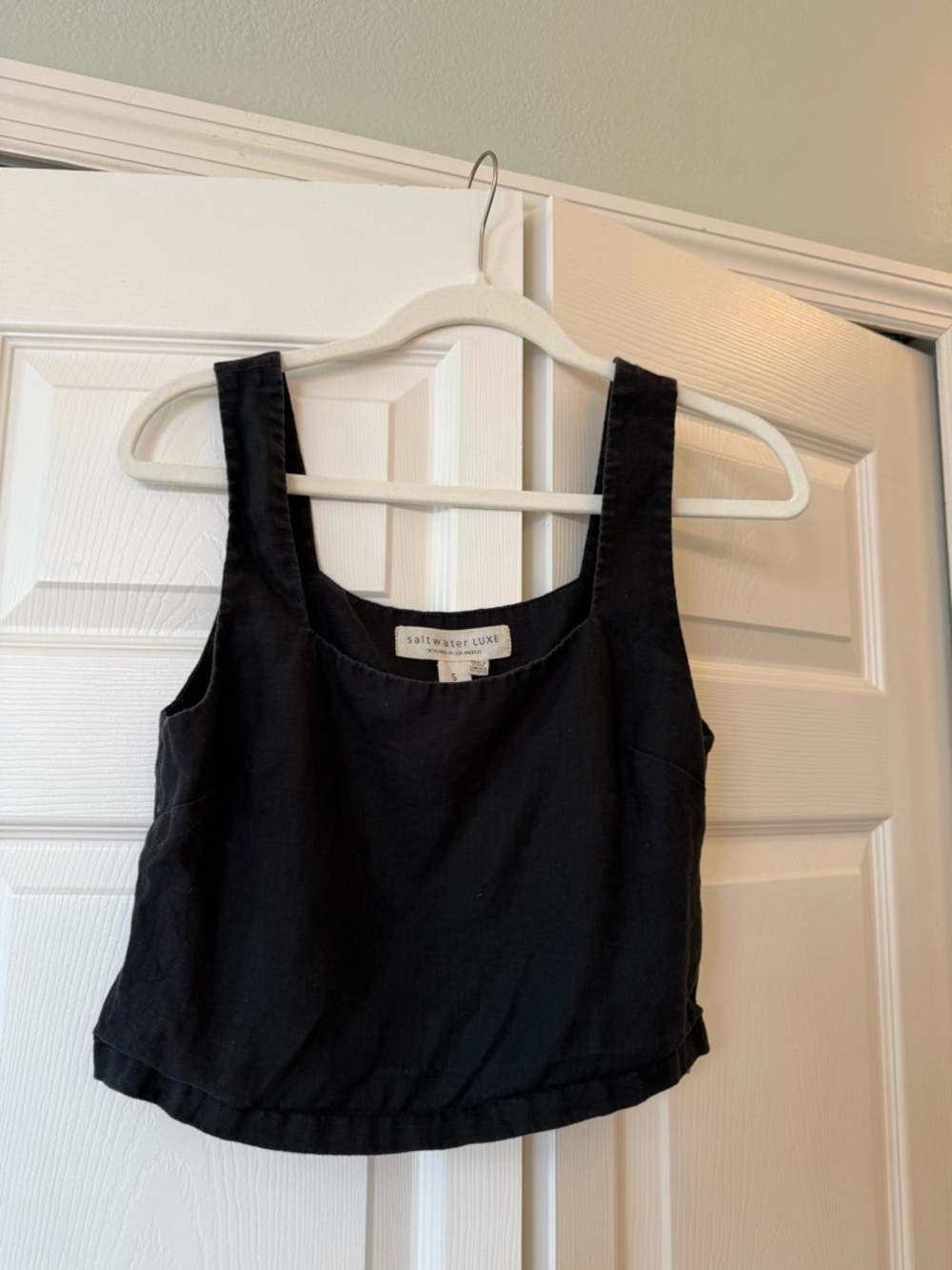Saltwater Luxe black Linen-Blend
Tank - Picture 3 of 6